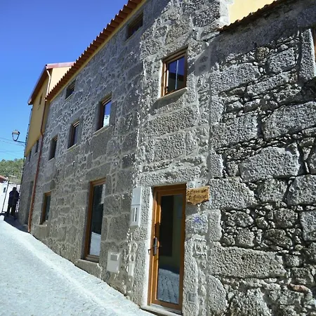 Casa Do Ti Gabriel * Sabugueiro (Guarda)