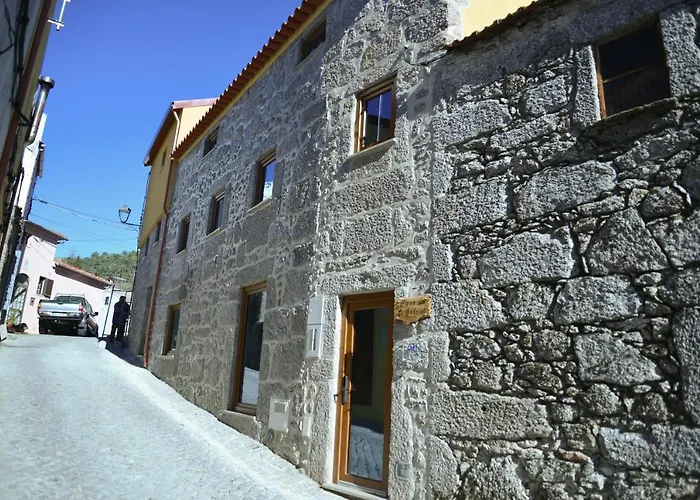 Casa Do Ti Gabriel * Sabugueiro (Guarda)