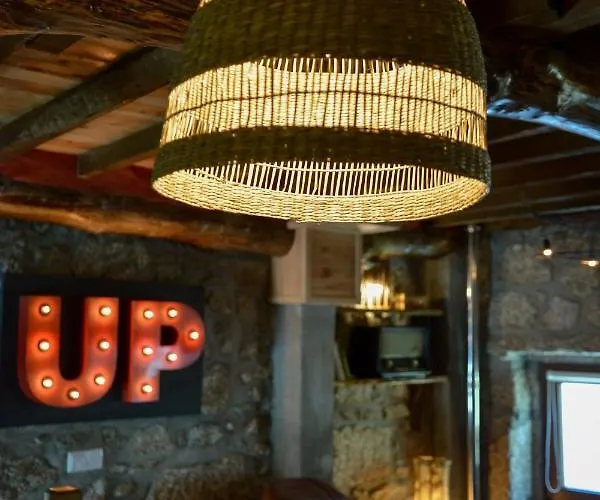 Casa Do Ti Gabriel * Sabugueiro (Guarda)